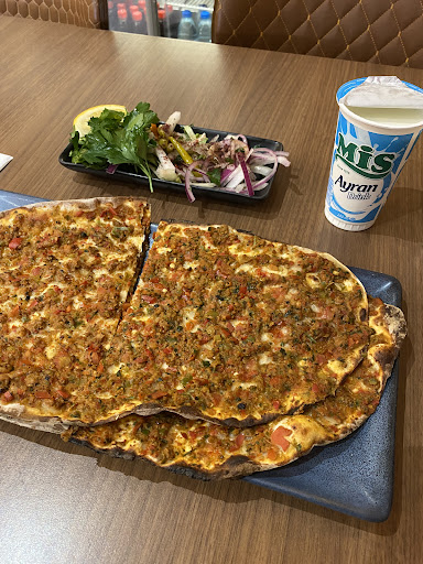 Photo of ÖzAntepliler / Pide-Lahmacun-Tava - 190 Hertford Rd, Enfield EN3 5AZ